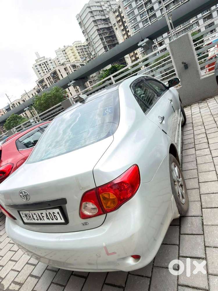 Toyota Corolla Altis 2010 Car