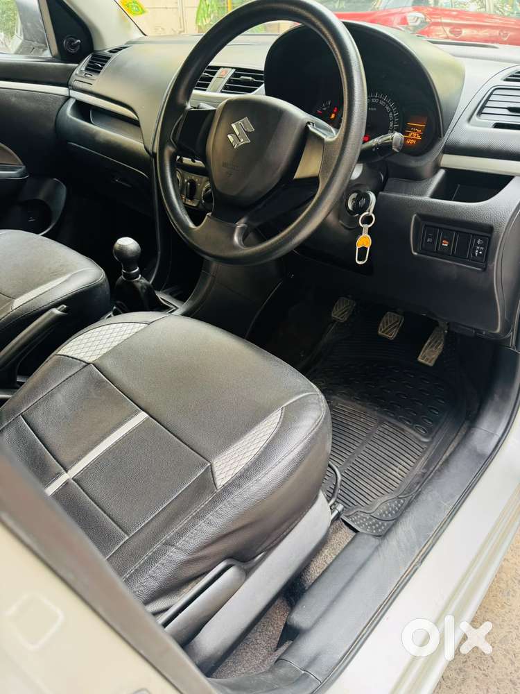 Maruti Suzuki Swift Lxi Optional-o, 2017, Petrol