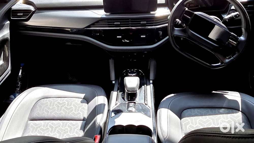 Tata Safari 2024 Adventure Plus Dark Edition At