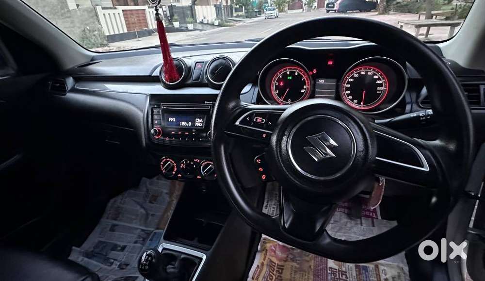 Maruti Suzuki Swift Vxi + Manual, 2018, Petrol