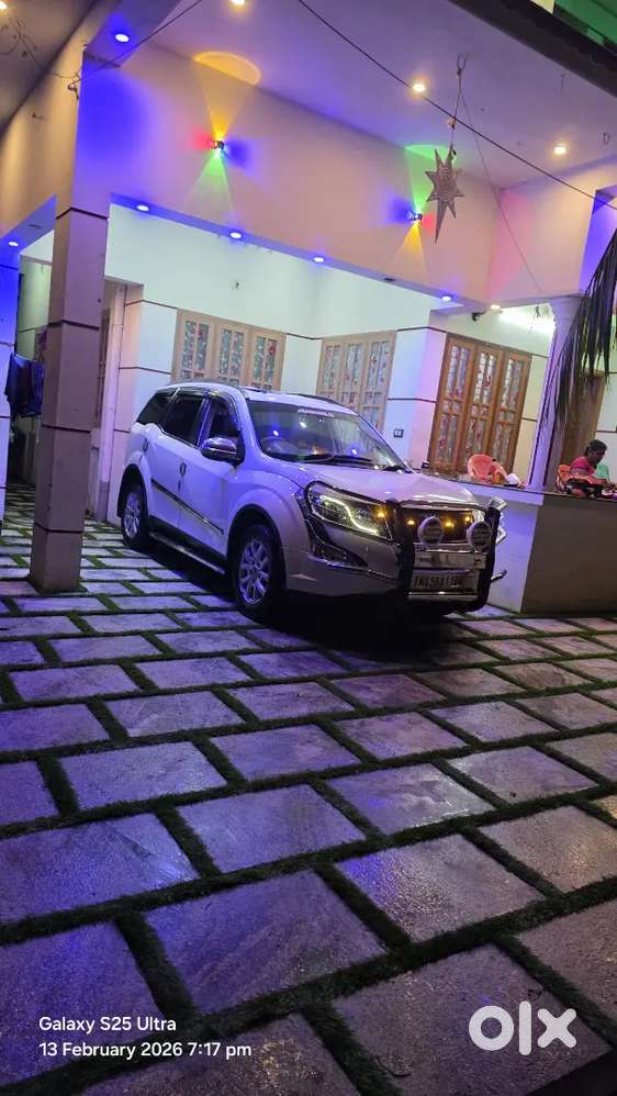 Mahindra Xuv500 W10 Sunroof Top End Model 2015 Diesel 167000 Km Driven