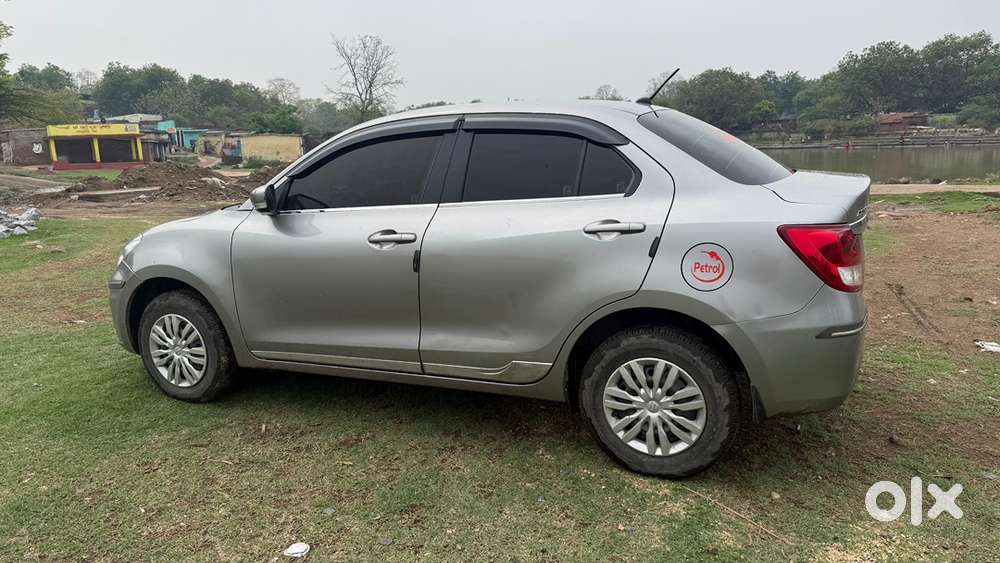 Maruti Suzuki Dzire 2023 Petrol 25687 Km Driven