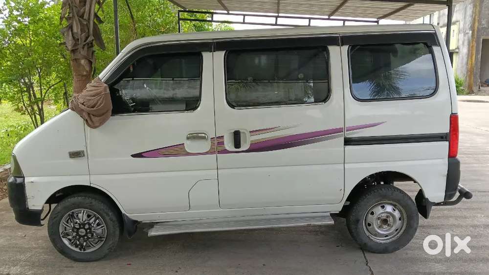 2nd Owner Maruti Eeco 5 Str Ac Cng 2014