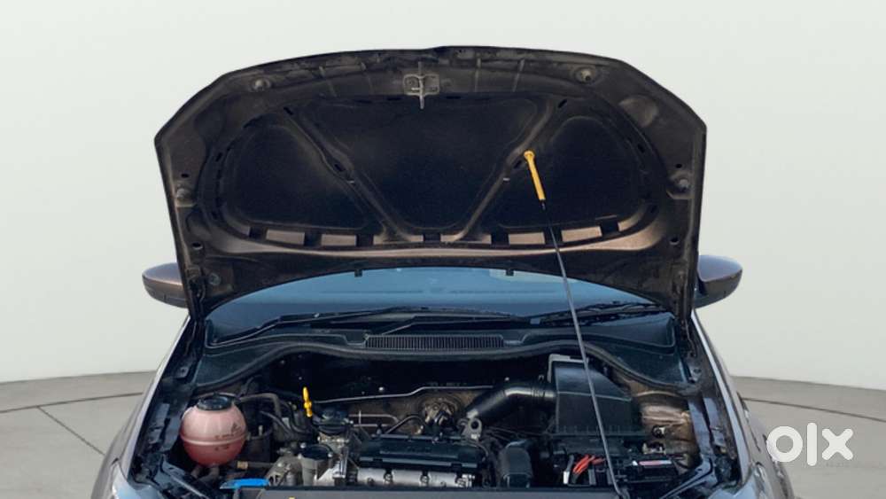 Volkswagen Ameo 1.2 Mpi Highline 16 Alloy, 2017, Petrol