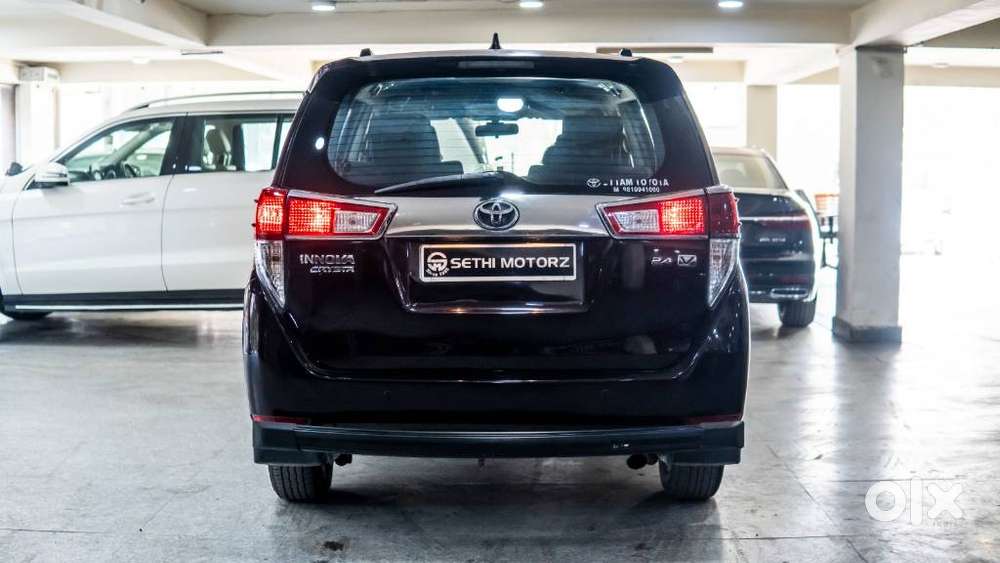 Toyota Innova Crysta