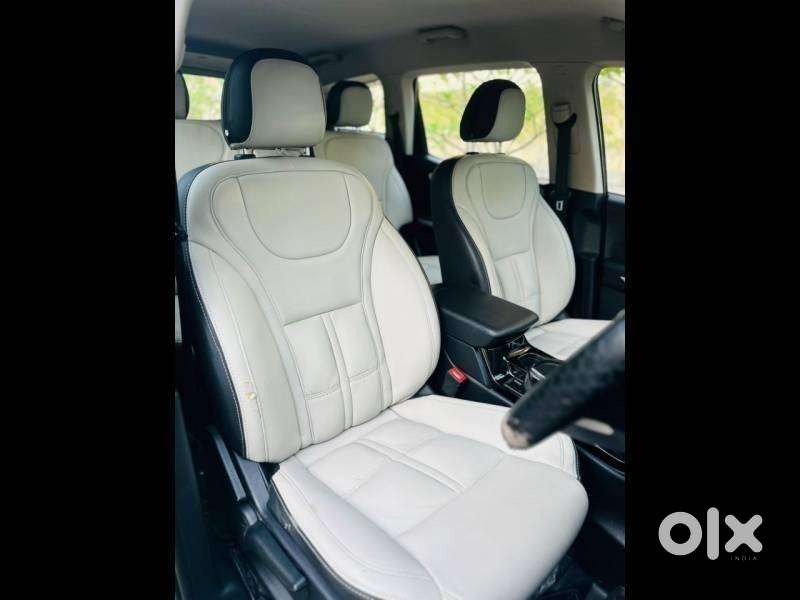 Mahindra Xuv700 2.2 Ax 3 Diesel Mt 7 Str, 2022, Diesel