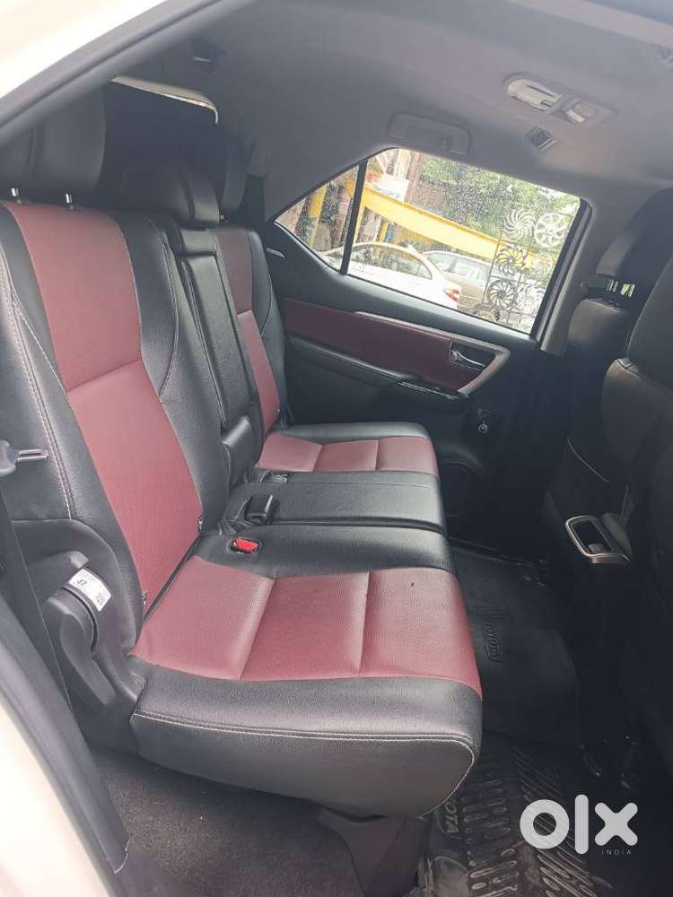 Toyota Fortuner Leader Edition (at), 2025, Diesel