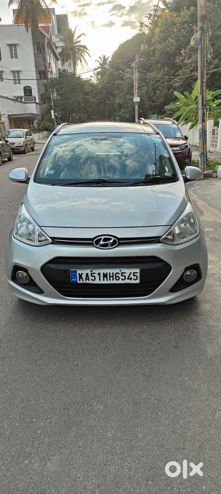Hyundai Grand I10 Sportz, 2016, Petrol