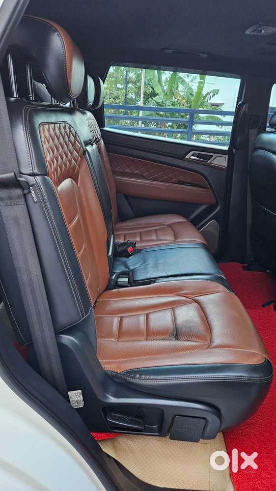 Mahindra Alturas G4 4x4 At, 2020, Diesel