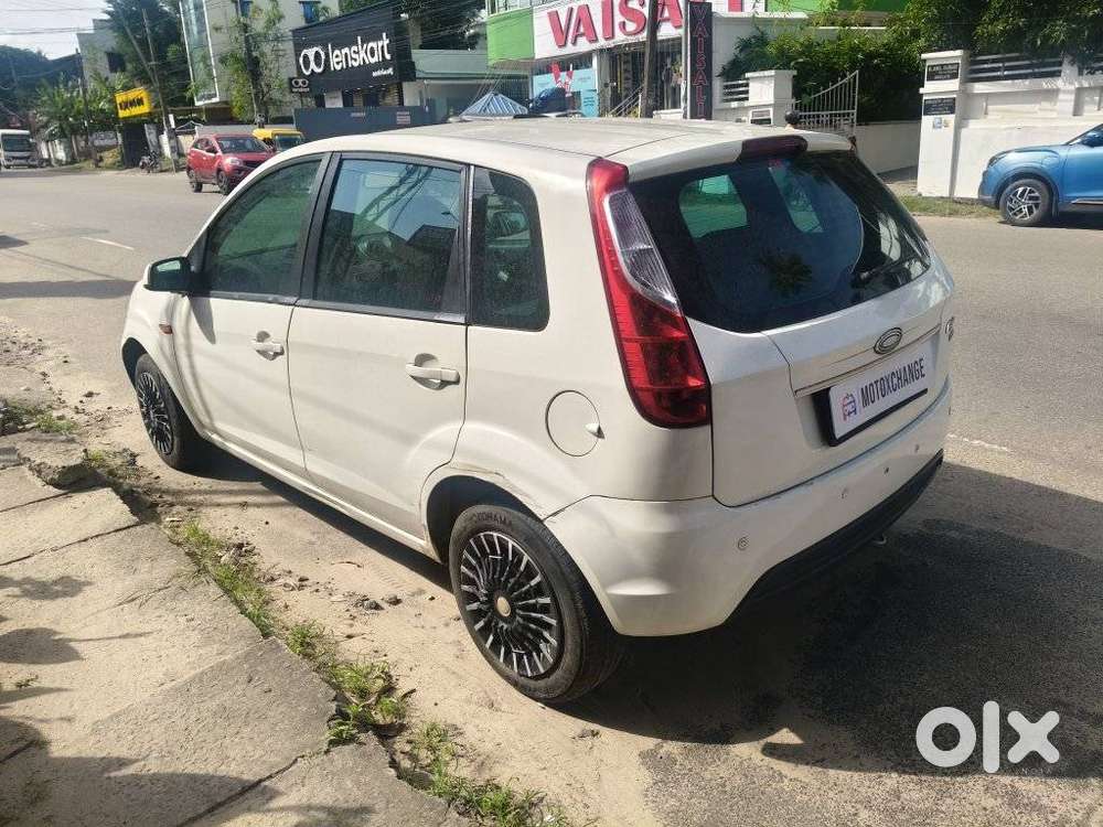 Ford Figo Diesel Titanium, 2012, Diesel