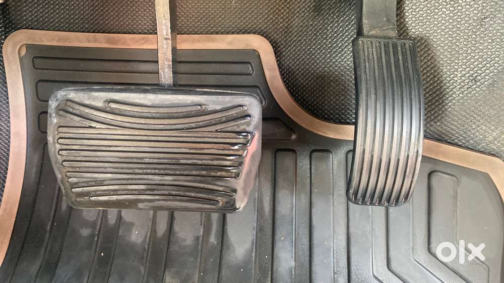 Mahindra Xuv500 W9 At 1.99, 2018, Diesel