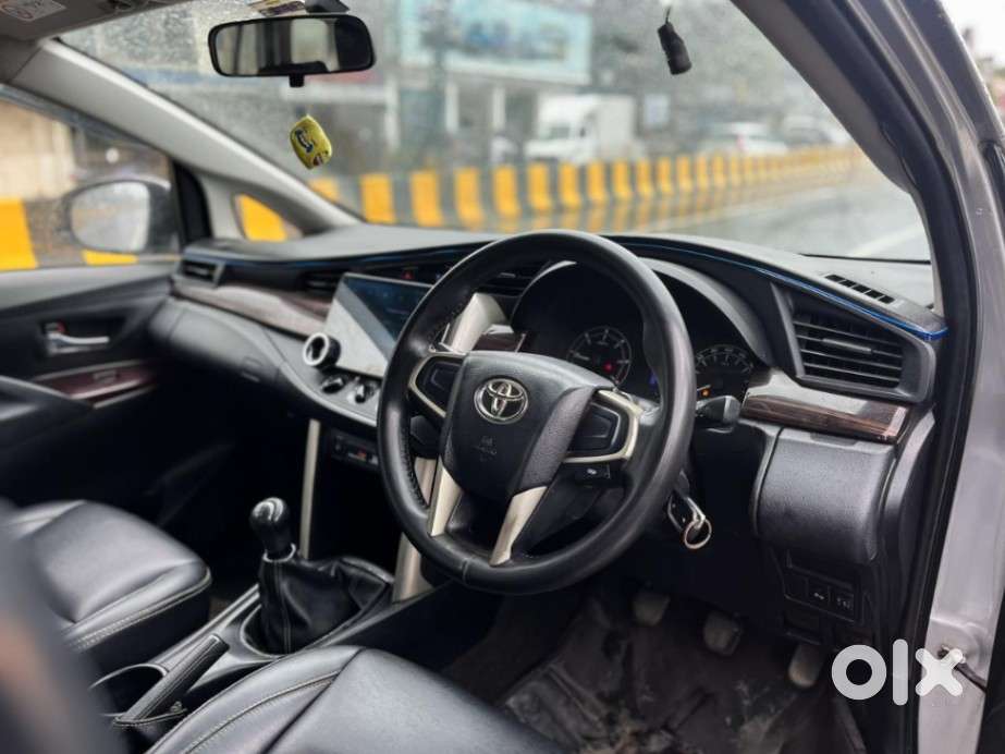 Toyota Innova Crysta 2.4 G Mt, 2018, Diesel
