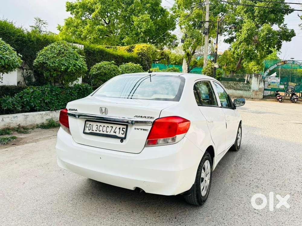 Honda Amaze 2015 Petrol Well Maintained