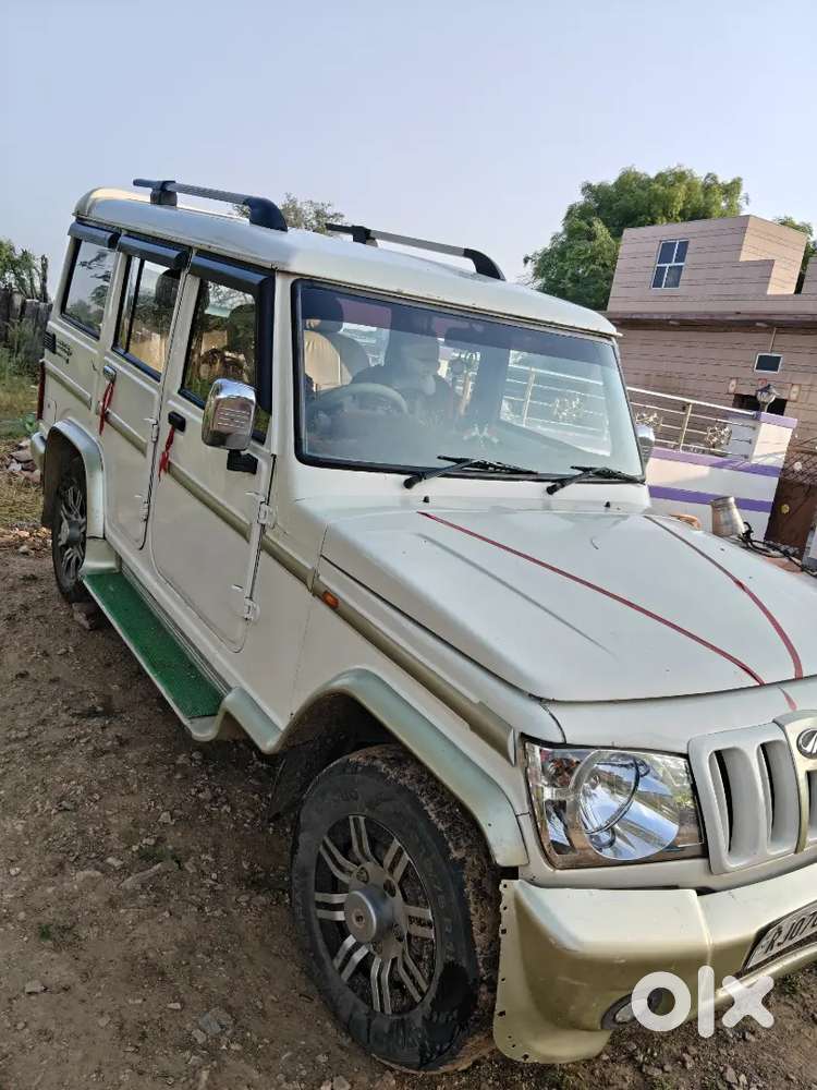 Mahindra Bolero Neo 2011
