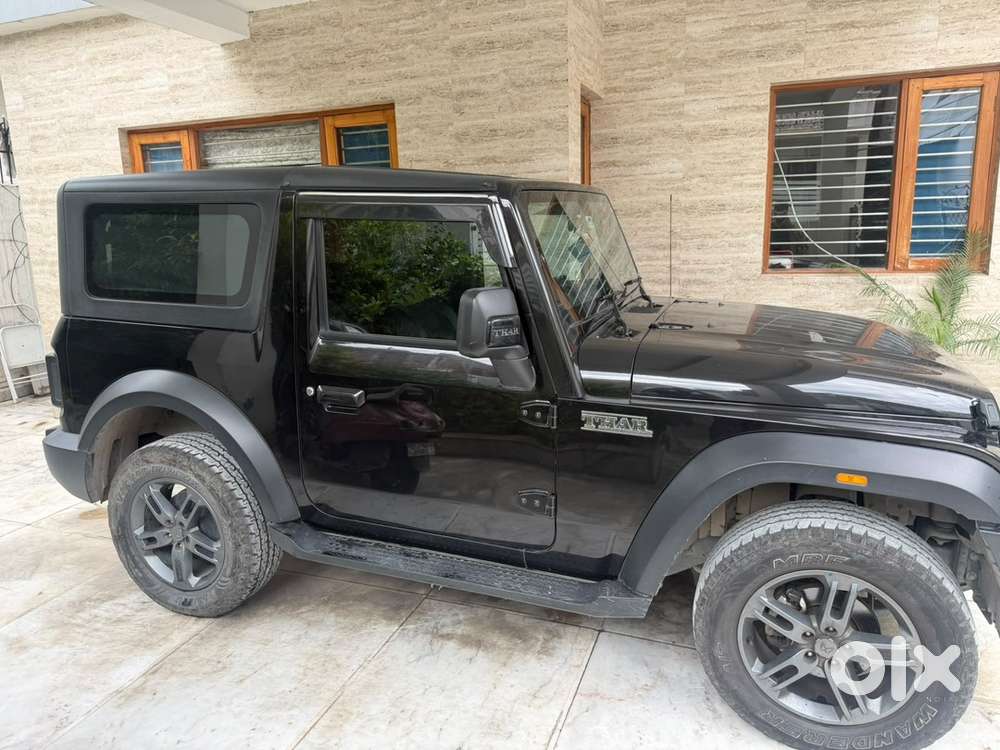 Mahindra Thar Petrol 2025