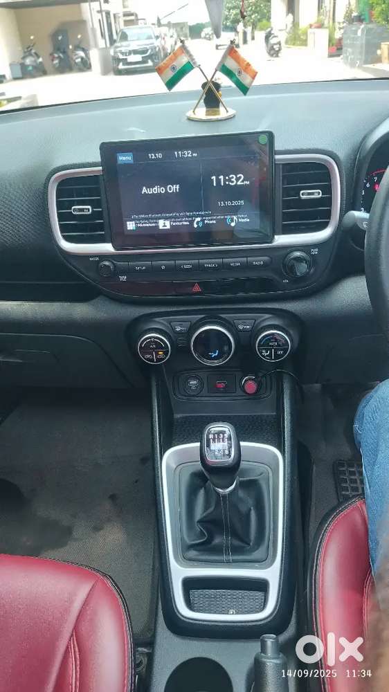 Hyundai Venue 2019 Petrol Well Maintained