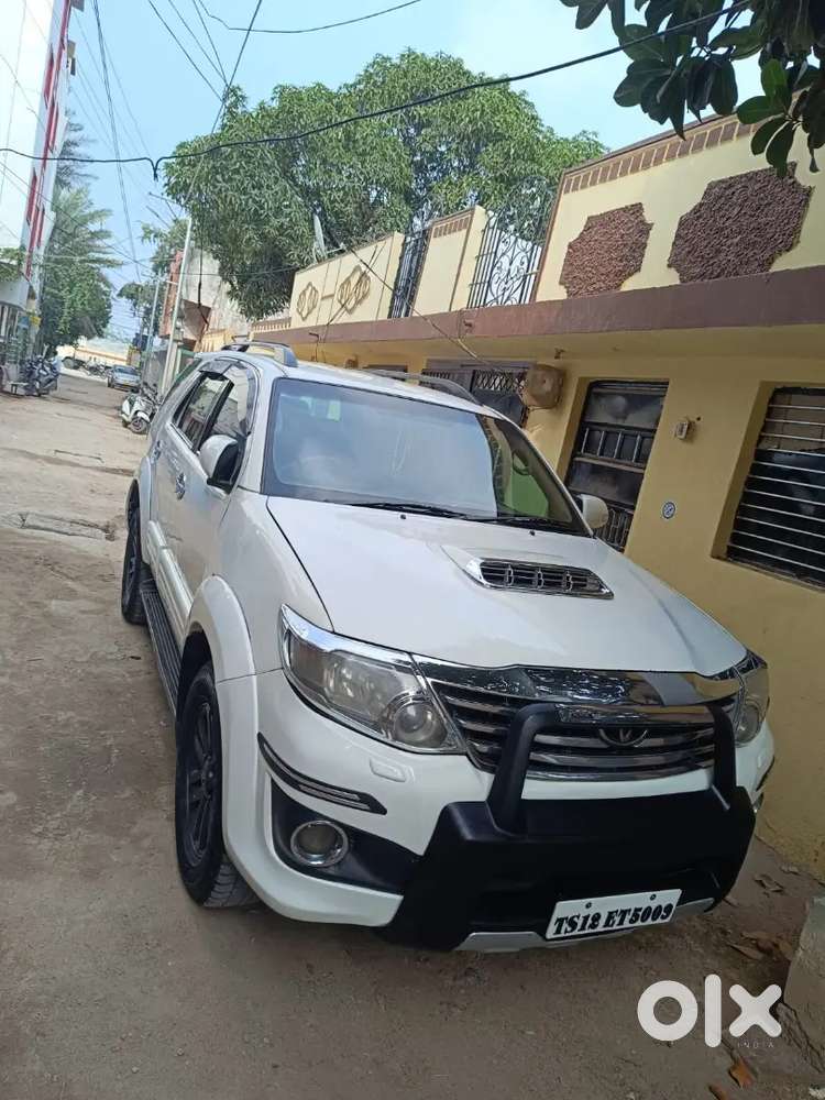 Toyota Fortuner 2012 Diesel 130000 Km Driven