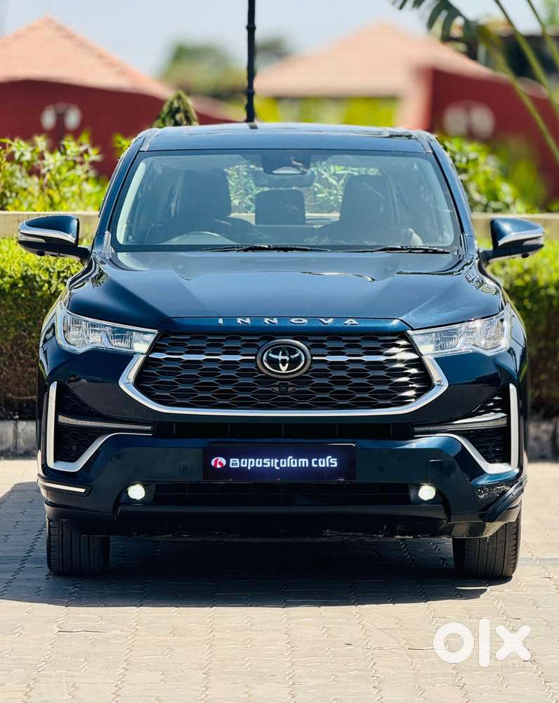 Toyota Innova Hycross 2.0 Zx (o) Hybrid 7 Str, 2023, Petrol