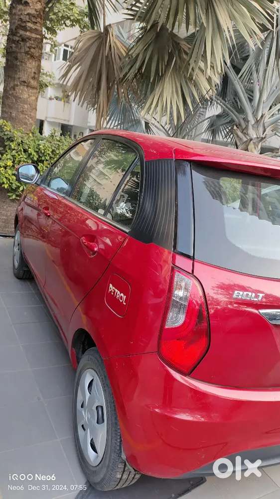 Well Maintained Tata Bolt 1.2 Revotron 2015 Petrol Car For Sale