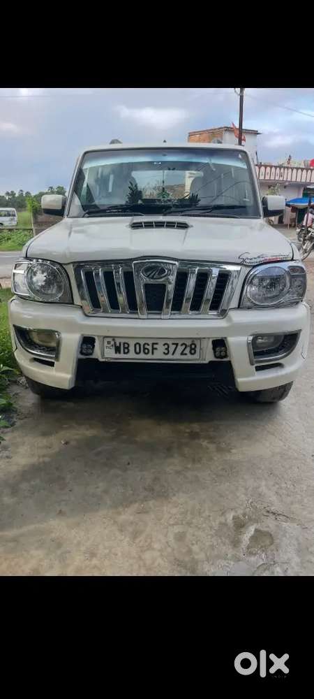Mahindra Scorpio 2011 Diesel 80000 Km Driven