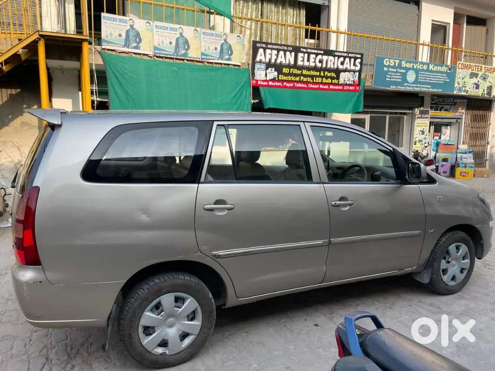 Toyota Innova 2008 Diesel 250000 Km Driven