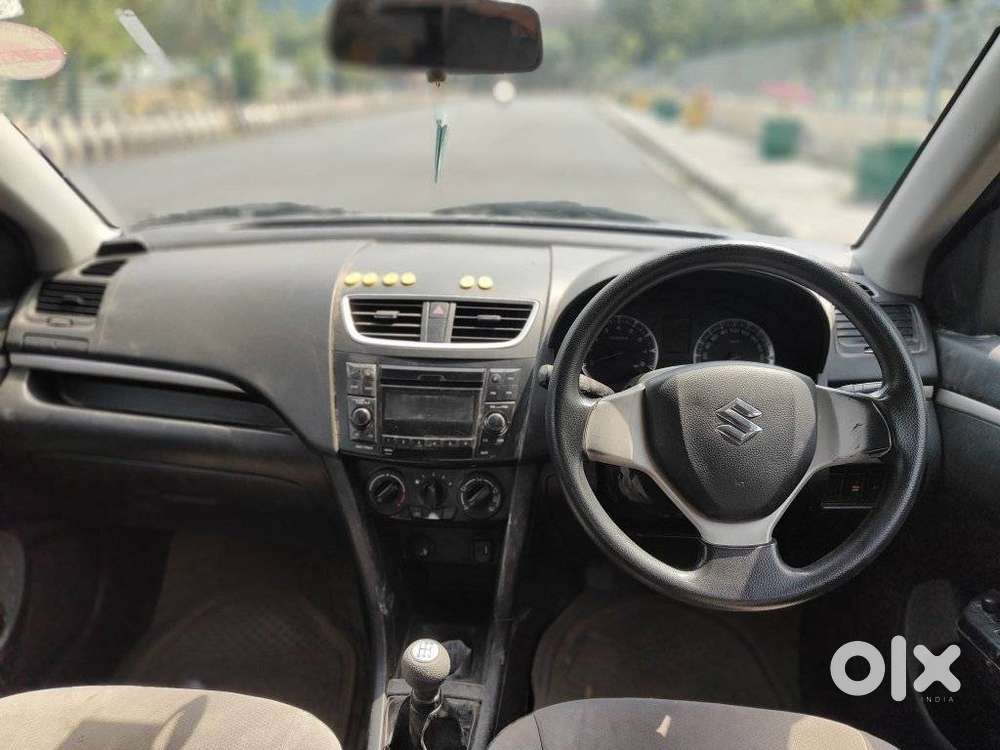 Maruti Suzuki Swift Vxi + Manual, 2015, Petrol