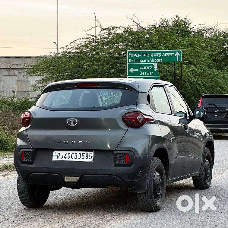 Tata Punch Pure, 2022, Petrol