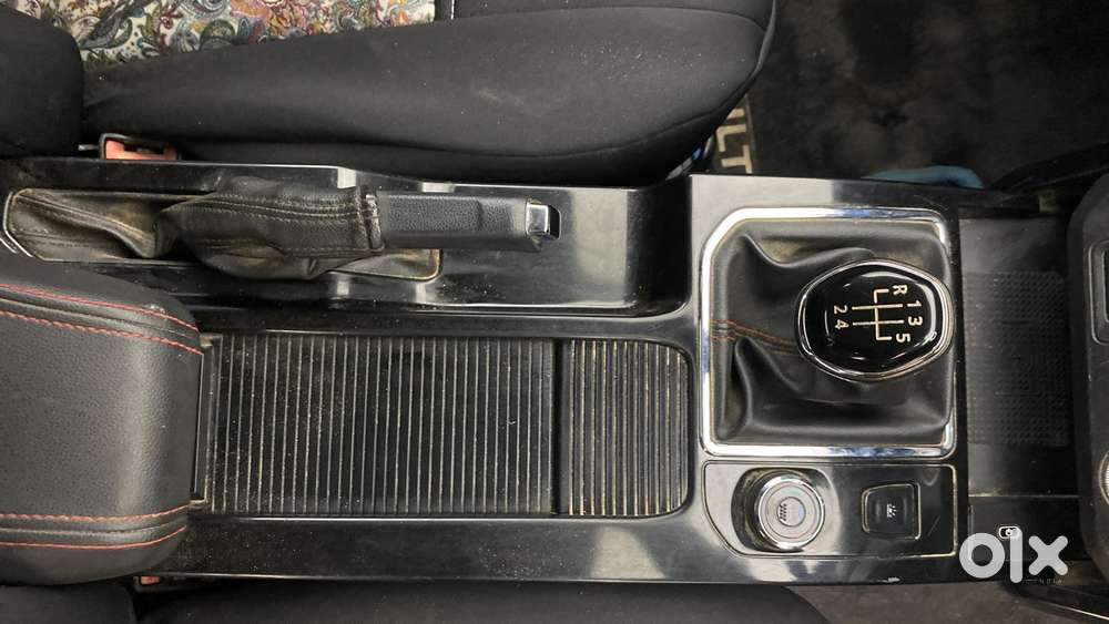Renault Kiger Rxz, 2022, Petrol