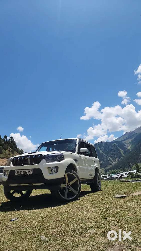 Mahindra Scorpio Classic 2020 Diesel 98000 Km Driven