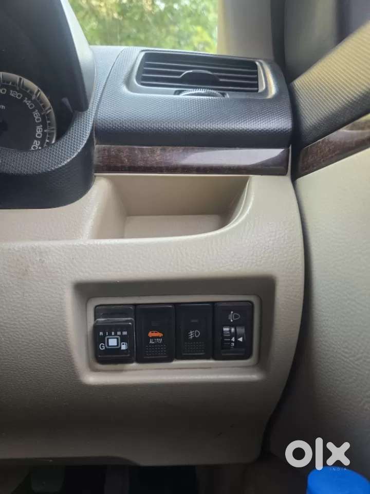 Maruti Suzuki Swift Dzire 1.3 Vxi, 2013, Petrol
