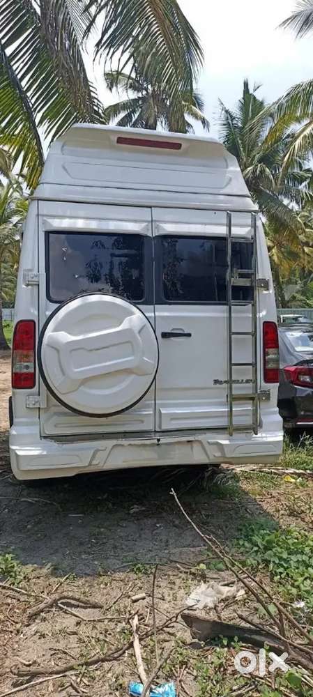 Force Traveler 2016 17 Seat Microbus A/c New Paper