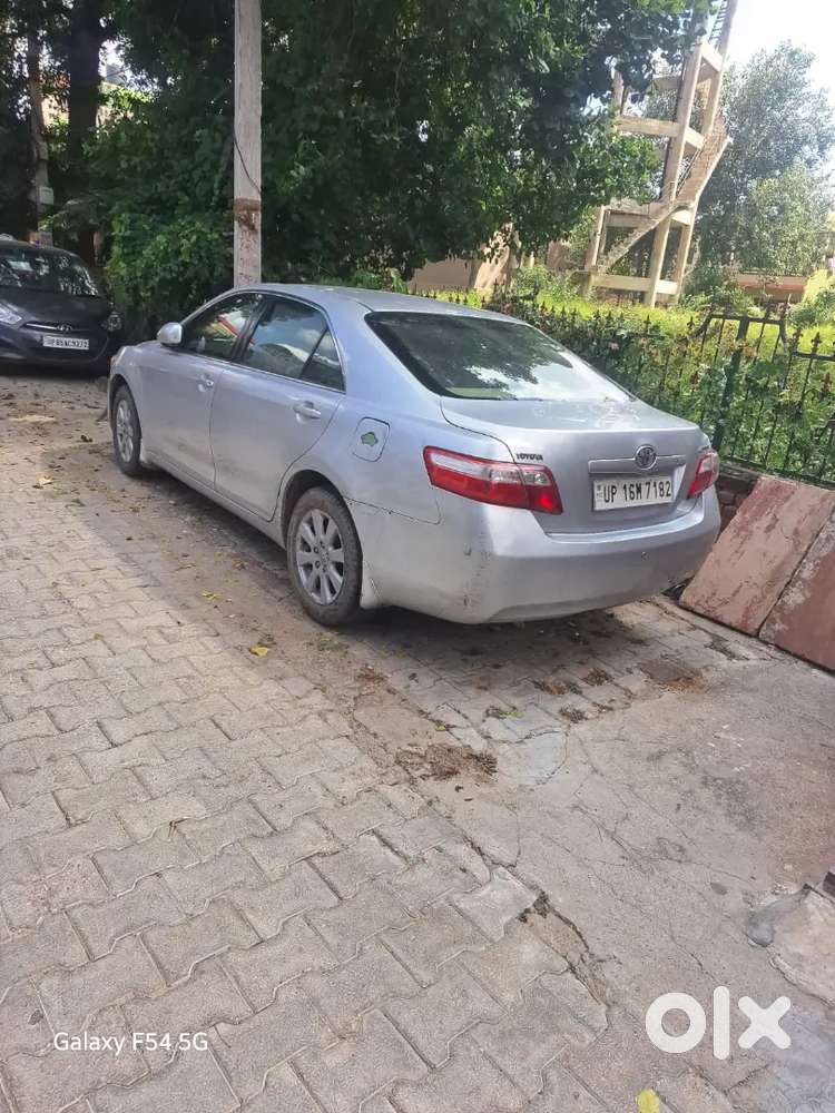 Toyota Camry 2006 Petrol 100000 Km Driven