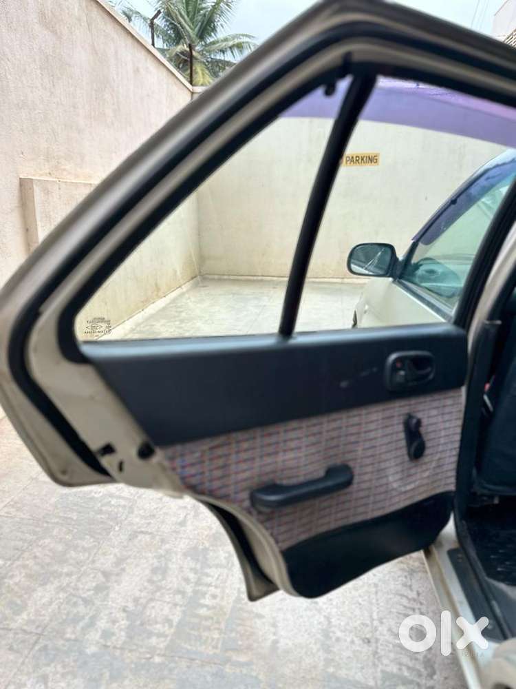 Maruti Suzuki Esteem Vxi - Bsii, 2007, Petrol