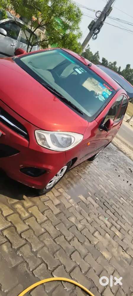 Hyundai I10 2012 Last  Cng & Hybrids 80000 Km Driven