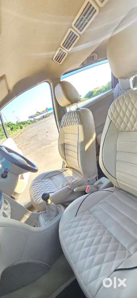 Maruti Suzuki Ertiga Vxi (cng) 2013