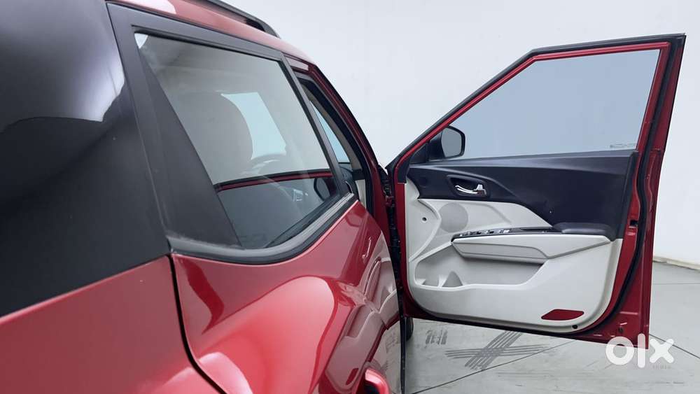 Mahindra Xuv300 W8 Option Diesel, 2022, Diesel