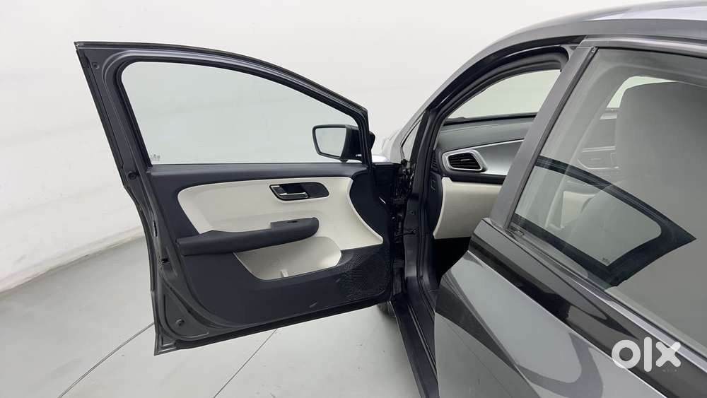 Tata Altroz 1.2 Xz Plus Petrol, 2021, Petrol