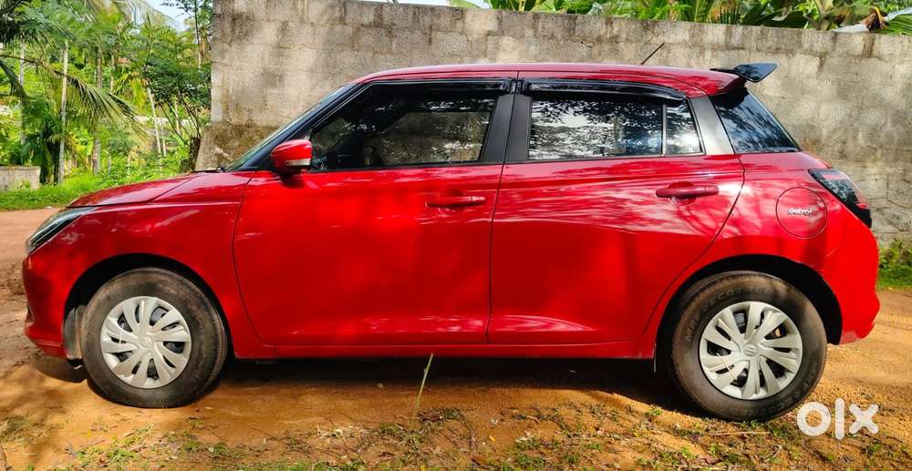 Maruti Suzuki Swift 1.2 Vxi (o), 2025, Petrol