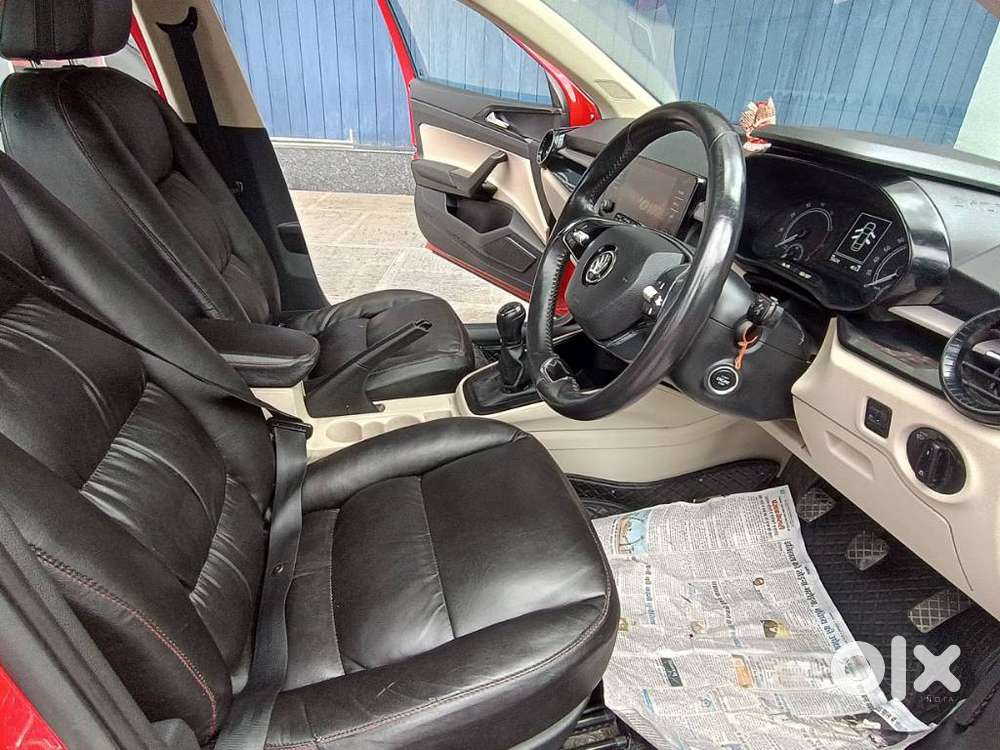 Skoda Slavia Anniversary Edition 1.5l Tsi Mt, 2023, Petrol