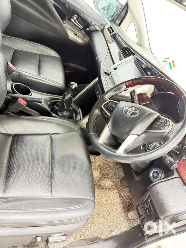 Toyota Innova Crysta 2022 Diesel 118000 Km Driven