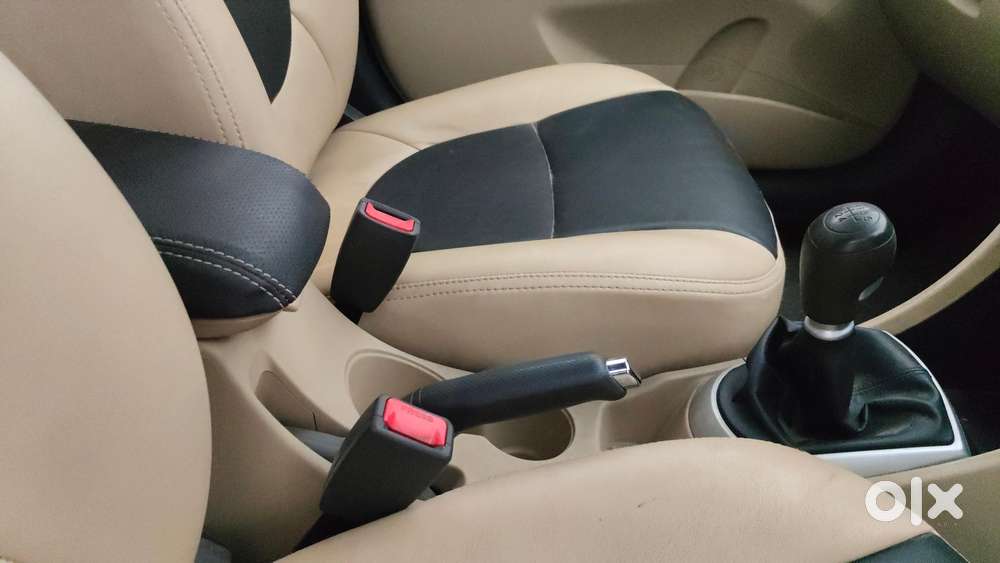 Hyundai Verna Fluidic 1.6 Vtvt Sx, 2014, Petrol