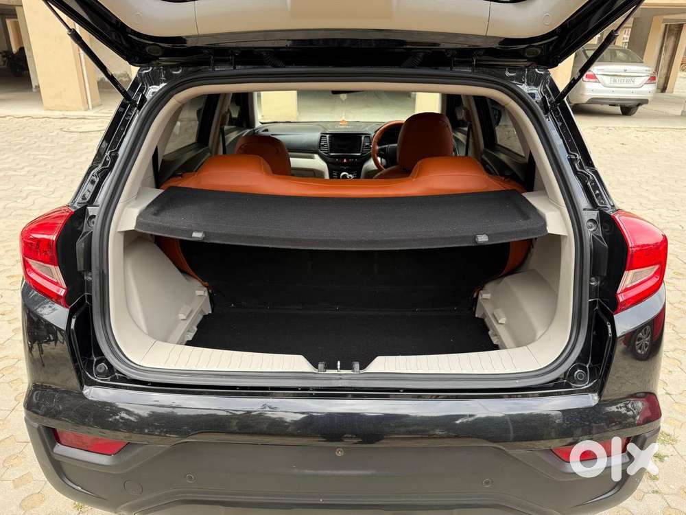 Mahindra Xuv300 W4, 2024, Petrol