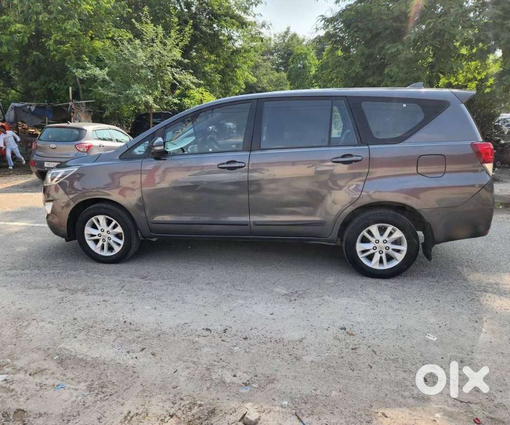 Toyota Innova Crysta 2.4 G Mt 7 Str, 2020, Diesel