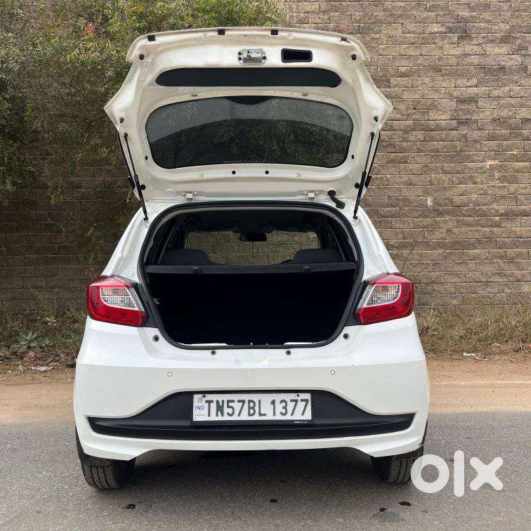 Tata Tiago 1.2 Revotron Xt, 2020, Petrol