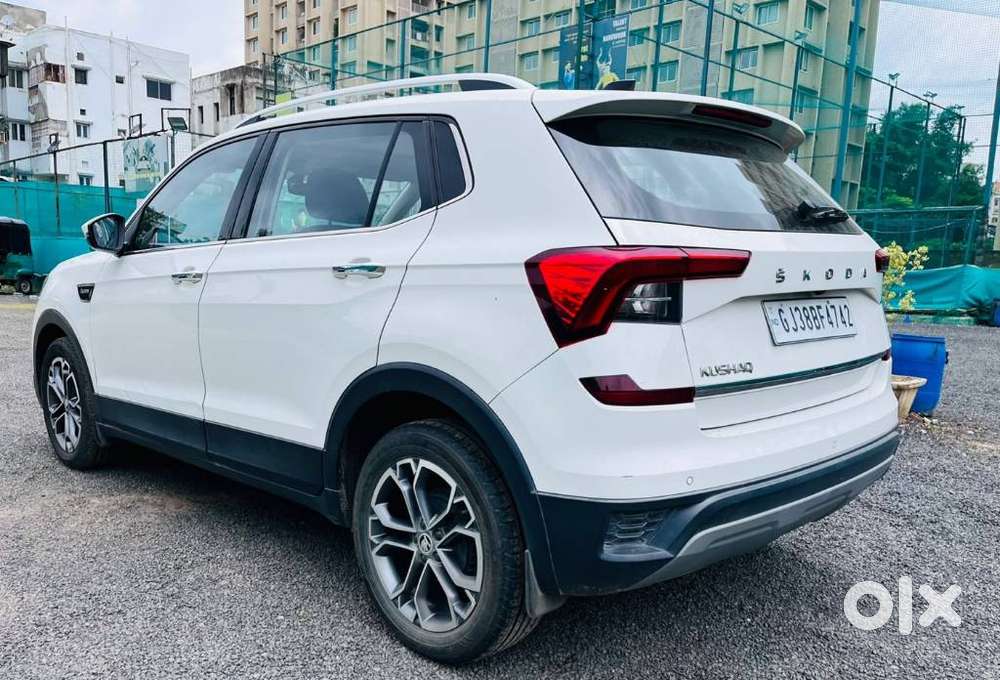 Skoda Kushaq 1.0 Tsi Style At (6 Airbags), 2023, Petrol