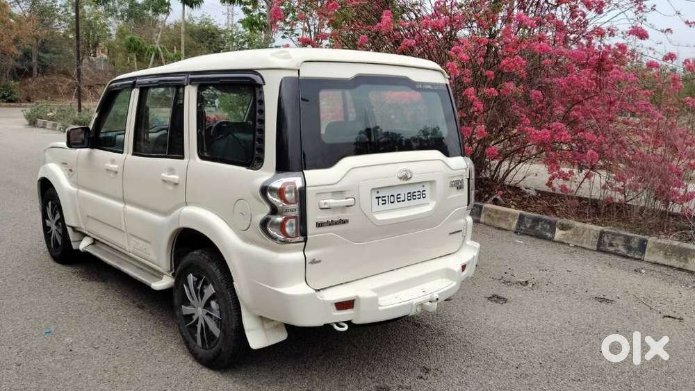 Mahindra Scorpio S4 4wd, 2016, Diesel