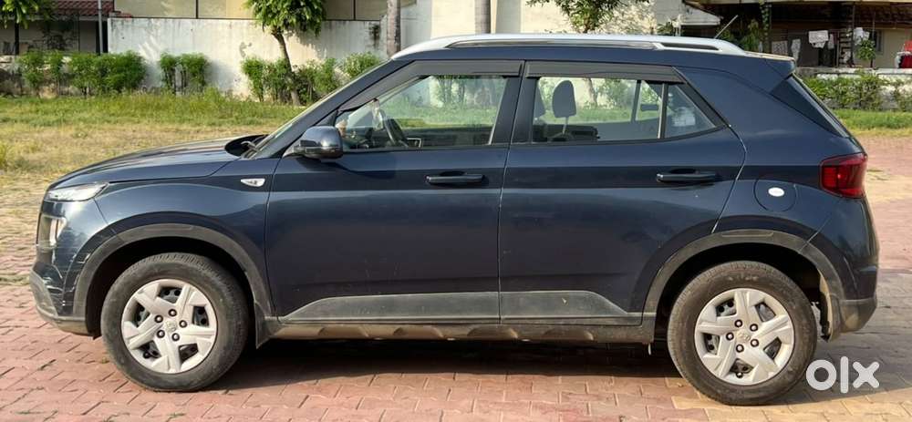 Hyundai Venue S Turbo Dct, 2019, Petrol