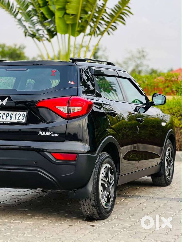 Mahindra Xuv300 W4, 2024, Petrol