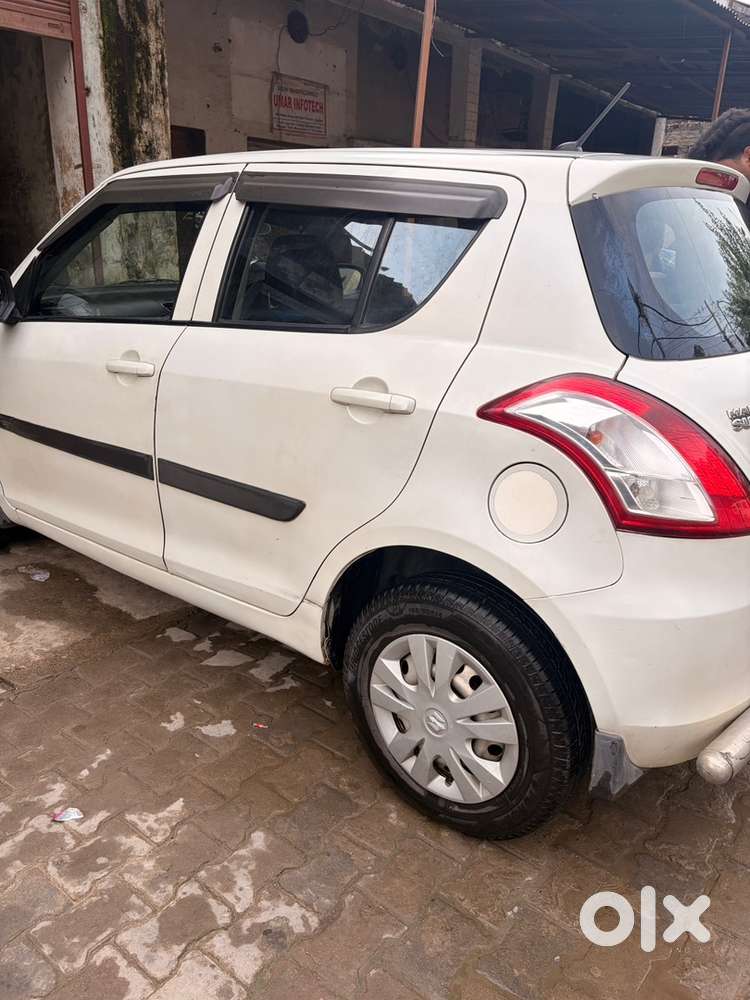 Maruti Suzuki Swift 2018 Cng & Hybrids 75000 Km Driven