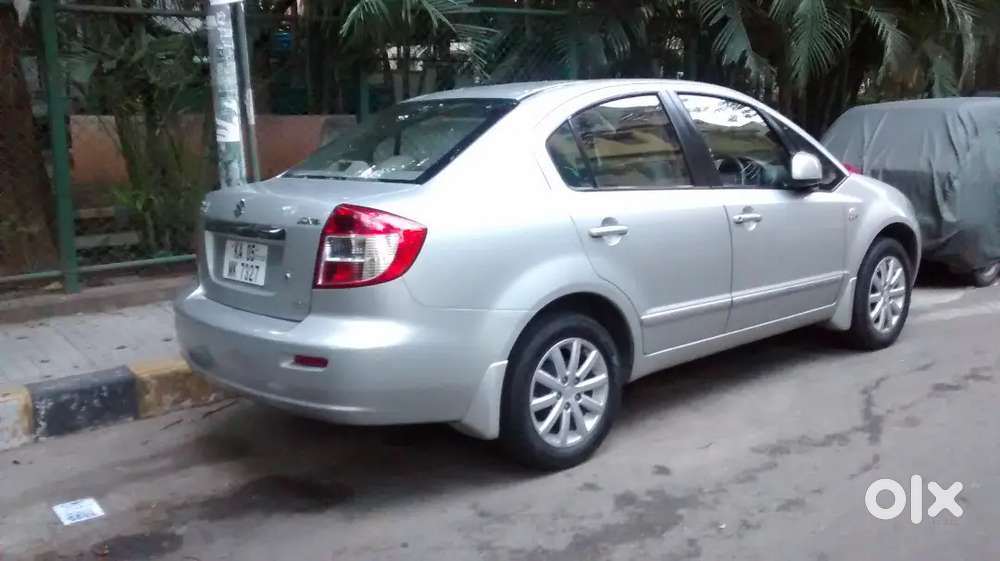 Maruti Suzuki Sx4 Zxi Petrol Silver